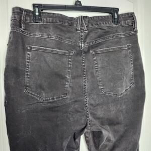 18 Plus | Good American | NWT | Good Waist Raw Hem Black Jeans